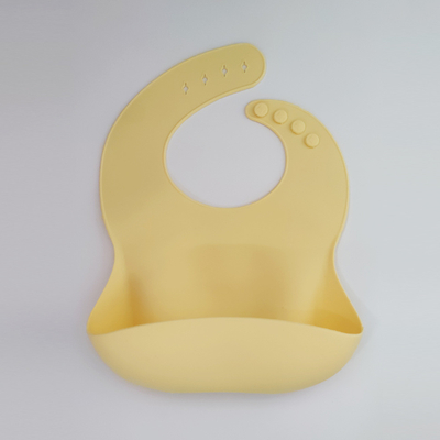 Oferta de fábrica EN-71 Certificación Proof Water Silicone Bibs Grado alimenticio Bibs de alimentación para bebés