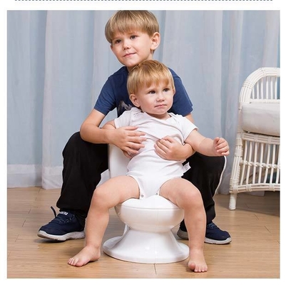 Simulación de peso ligero Niños Baño de plástico Preescolar Baño Baño de entrenamiento Baño de niños Baño
